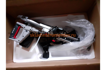 Торцовочная пила Зубр МАСТЕР ЗПТ-255-1800 ПЛ