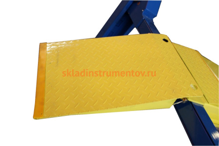 Электрогидравлический четырехстоечный подъемник 380 В AE&T F4.5D-4