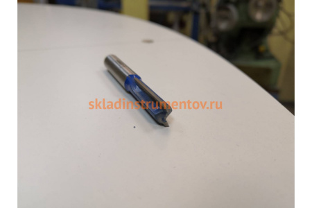 Фреза пазовая прямая ПРОФЕССИОНАЛ (8х25х61 мм; хвостовик 8 мм) Зубр 28753-8-25