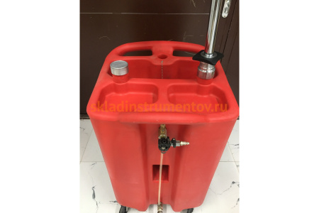 Установка с воронкой для слива отработанного масла WIEDERKRAFT WDK-89026