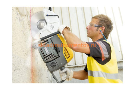 Бензиновая отрезная дисковая пила Wacker Neuson BTS 635S 5000610192 Бензиновая отрезная дисковая пила Wacker Neuson BTS 635S 5000610192