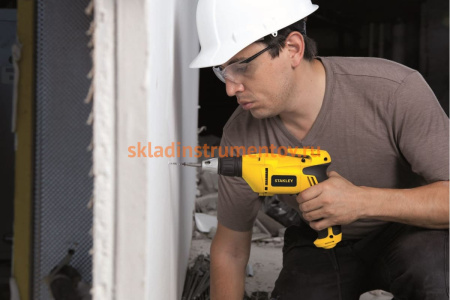 Сетевой шуруповерт Stanley STDR5206
