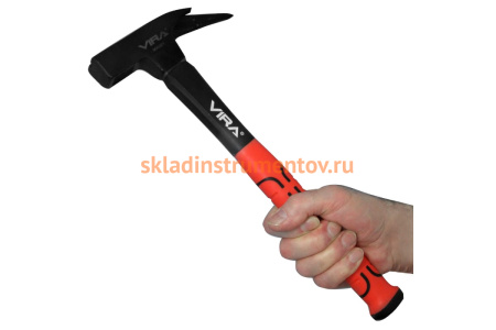 Молоток кровельщика 600г c фибергласовой ручкой VIRA 900221