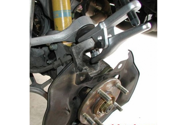 Съемник шаровых шарниров AIST зев 22мм, захват 30/56мм, Cr-V 6722221267222300-X 00-00004191