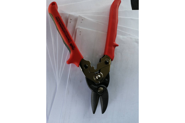 Рычажные ножницы по металлу 250мм, левые NWS Фигурные 067L-15-250