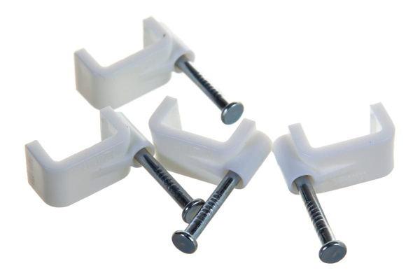 Прямоугольная скоба STAYER для крепления кабеля 12 мм с оцинкованным гвоздем 60 шт. 4511-12