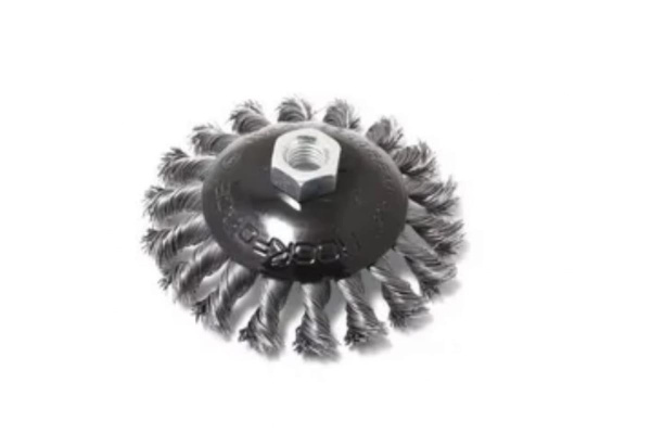 Кордщетка дисковая получаша (стальная витая проволока, 100 мм, в блистере) ROCKFORCE RF-BWD104