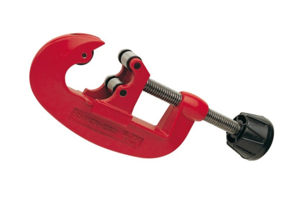 Труборез для медных, алюминиевых, нержавеющих и пластиковых трубок 12-50 мм SUPER-EGO 726000000