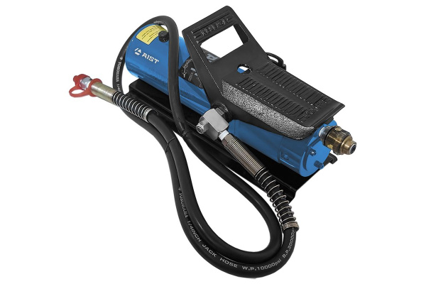 Пневмо/гидравлический Насос AIST 700 bar 820 см3 67913310 00-00013777