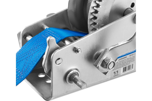 Ручная барабанная лебедка Зубр ПРОФЕССИОНАЛ ленточная 1,1т 10м 43115-1.1