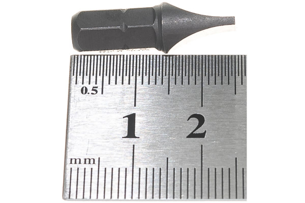 Торцевая вставка (бита) 1/4", Slotted, 8х1.6мм, 25мм KING TONY 102508S2