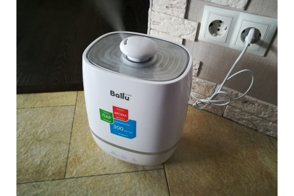 Ультразвуковой увлажнитель воздуха Ballu UHB-805 Ультразвуковой увлажнитель воздуха Ballu UHB-805