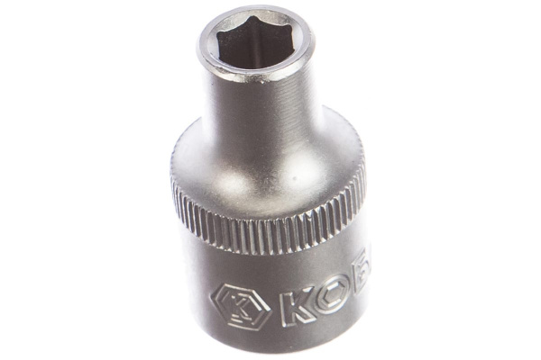 Торцевая головка КОБАЛЬТ 1/2, 8мм, Cr-V 643-019