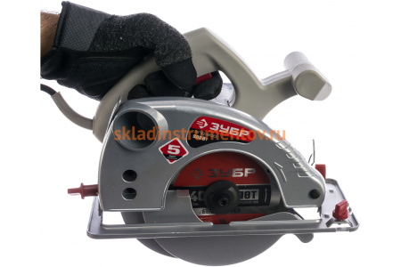 Циркулярная пила ЗУБР 900 Вт ЗПД-900