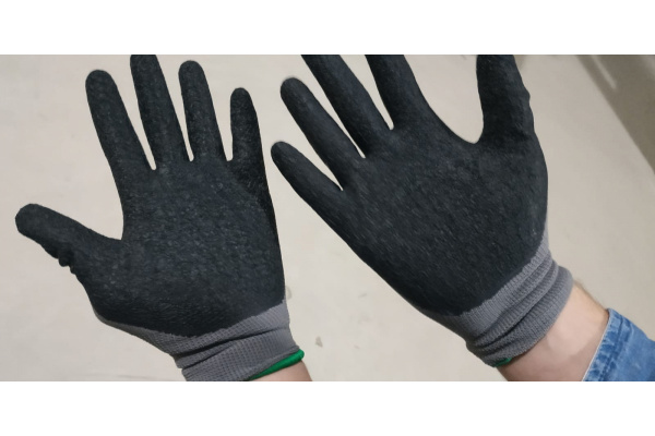 Защитные перчатки с рельефным латексным покрытием Jeta Safety 12 пар JL061/L