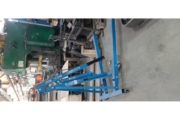 Складной кран AE&T 2т T62202