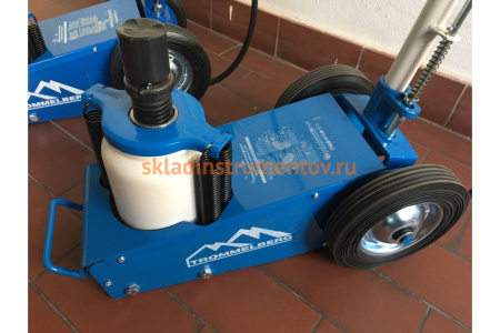 Подкатной пневмогидравлический домкрат 35 т TROMMELBERG SD101903