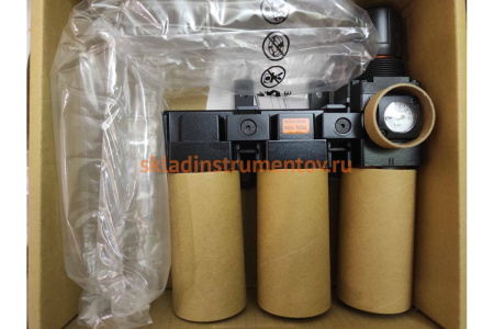 Модульная группа с тремя влаго-маслоотделителями и регулятором давления WIEDERKRAFT WDK-70733