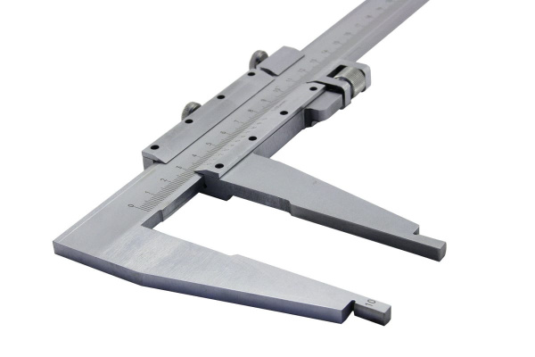 Штангенциркуль (1600 мм, 0.05 мм, губки 300мм) ЧИЗ ШЦ-3 239288