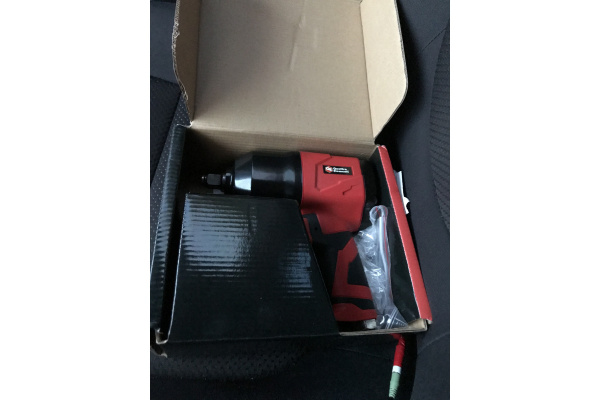 Пневматический гайковерт QUATTRO ELEMENTI 919-846