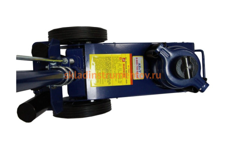 Пневмогидравлический домкрат AE&T Т22022