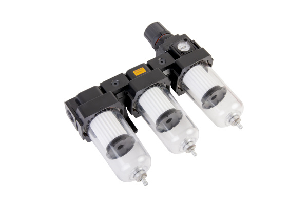 Модульная группа с тремя влаго-маслоотделителями и регулятором давления 1/2'' WIEDERKRAFT WDK-70744