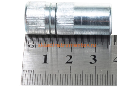 Профессиональная тонкая 3-х лепестковая насадка для ручных шприцев Groz HC/19/3/B 690 атм, GR43590