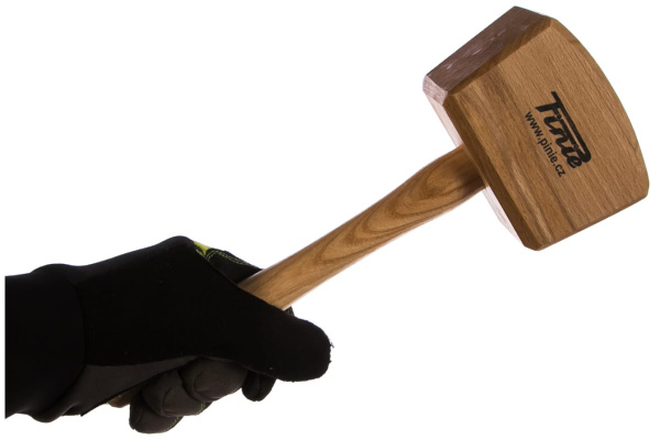 Деревянная квадратная киянка PINIE 105х65 мм 52-1