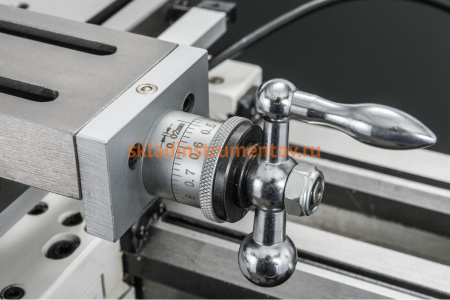 Токарный станок по металлу с УЦИ, зона обработки 210х450мм, 230 В JET BD-8A DRO 50000548M