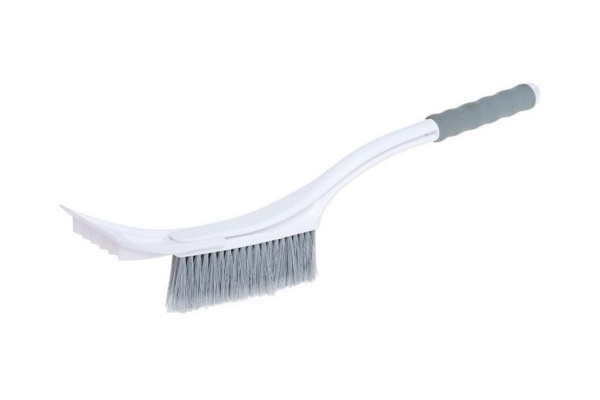 Щетка от снега и льда Airline AB-R-02R с мягкой распушённой щетиной 56 см