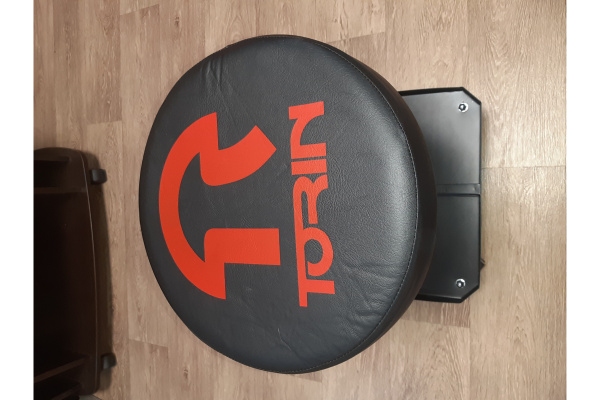 Регулируемый табурет TORIN TR6201