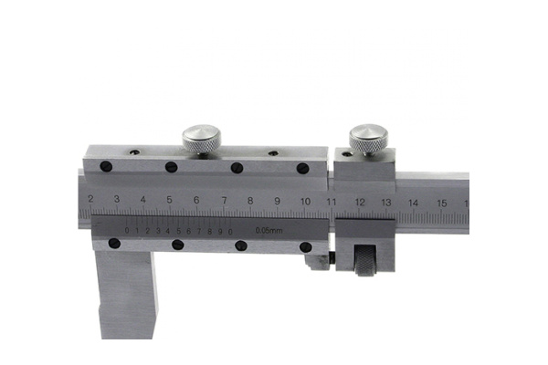 Штангенциркуль ЧИЗ ШЦ-3-3000 0,05 губ. 250мм 115976