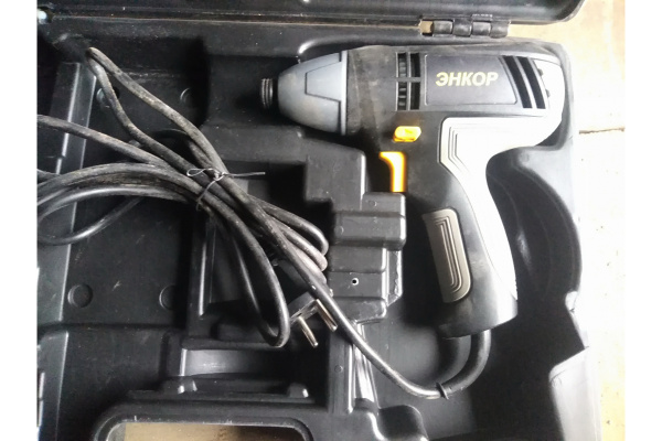 Ударный винтоверт Энкор ВУЭ-230ЭР 50050