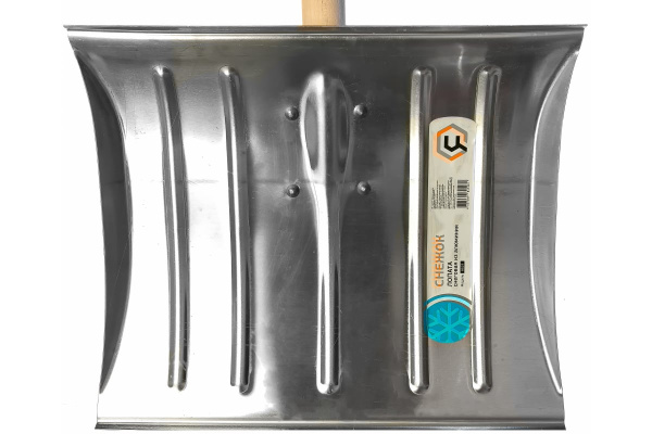 Снеговая лопата Центроинструмент Снежок 0537-Ч