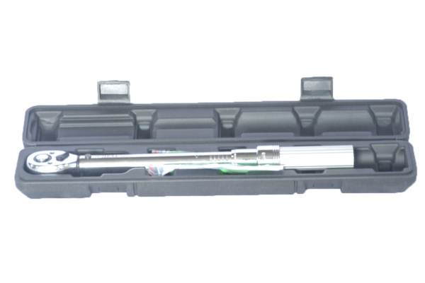 Динамометрический ключ 10-60 Нм 1/2 дюйма AE&T TA-B0060-12