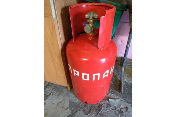 Баллон пропановый 12 л бытовой с вентилем ВБ-2 НЗГА СПЕЦ СВ-БАЛ12Н