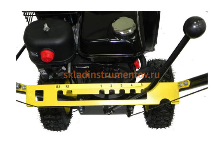 Снегоуборщик Huter SGC 4800 В 70/7/2