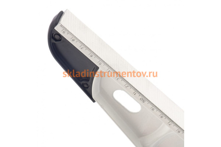 Алюминиевый литой фрезерованный уровень MATRIX 3 глазка, две ударные площадки, 600 мм 34911