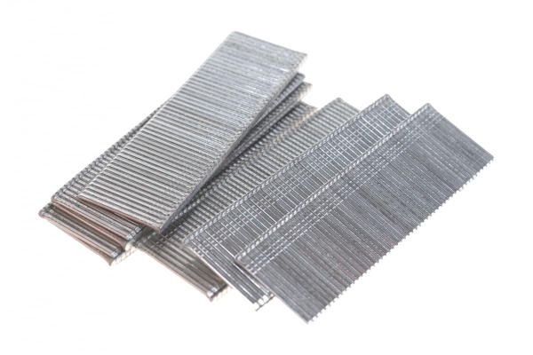 Гвозди для пневматического нейлера (16GA, сечение 1,6х1,4, длина 25 мм, 2500 шт.) MATRIX 57603