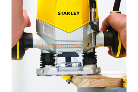 Фрезер Stanley STRR1200