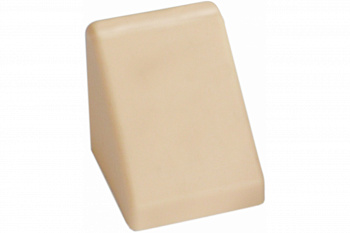 Уголок пирамида с заглушкой MFK-TORG 20х20х17 обливной дуб 20 20 17 16