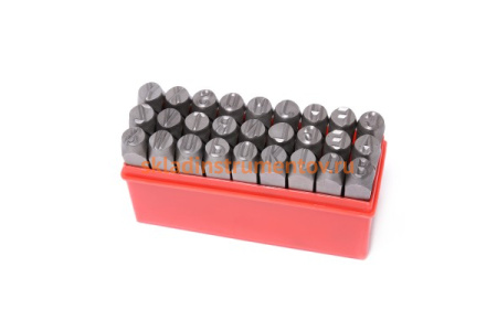 Набор буквенных штампов 8мм, 27 предметов , в пластиковом футляре ROCKFORCE RF-02708