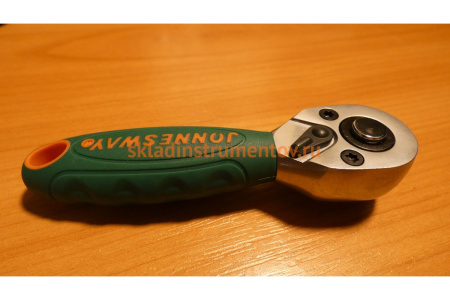 Рукоятка трещоточная укороченная 1/4д.DR, 36 зубцов, 100 мм Jonnesway R2902B