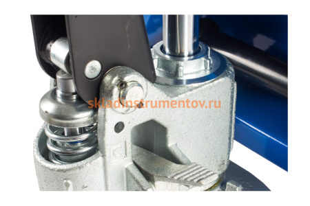 Гидравлическая тележка TOR RHP M 2500, 1150х550 мм полиуретановые колеса 1013847