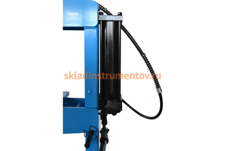 Напольный пресс с манометром Trommelberg 20т SD100805C