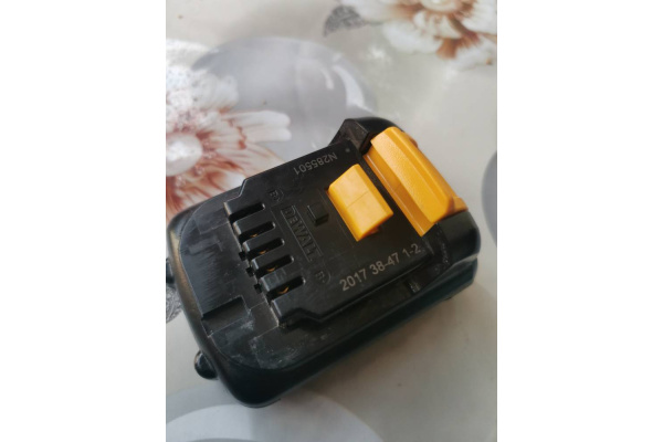 Аккумулятор (10.8В; 1.5 А*ч; Li-Ion) для DeWALT ПРАКТИКА 790-281