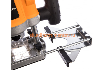 Фрезерная машина ВИХРЬ ФМ-1300 72/13/1