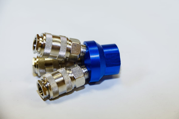 Разветвитель пневматический V-образный тройник Pegas pneumatic 3302