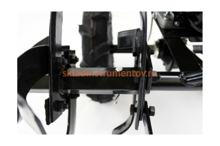 Сельскохозяйственная машина Huter МК-13000 70/5/18 Сельскохозяйственная машина Huter МК-13000 70/5/18