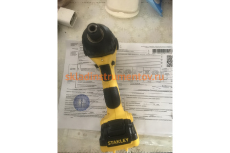 Импульсный шуруповерт Stanley SCI121S2K